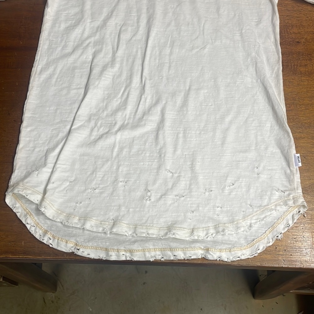 EPTM T-Shirt “The Distressed Long Tee” in Cream White by The Perfect Example T-9 - Picture 6 of 11